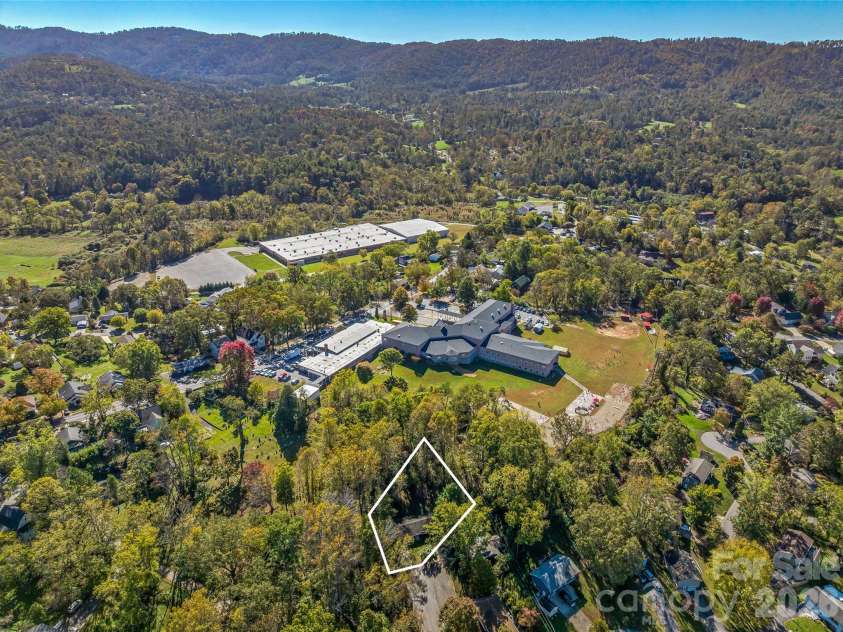 5 West Cove Street, Weaverville, NC 28787.  MLS# CAR4310907, YatesRealty ID 2346. 