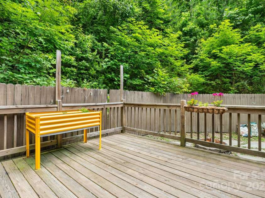 104 Jurassic Drive, Cashiers, NC 28717.  MLS# CAR4276823, YatesRealty ID 23460. 