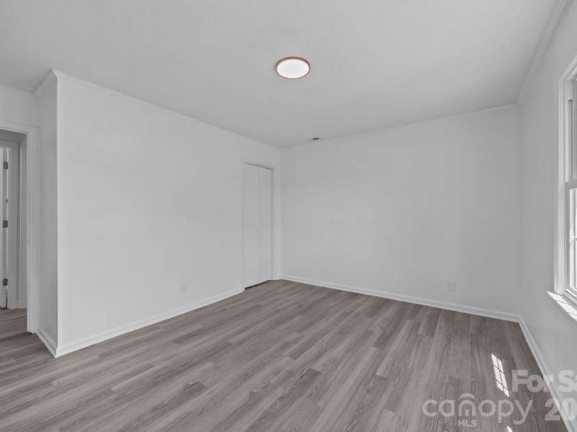 165 Hawkins Loop, Salisbury, NC 28144.  MLS# CAR4372654, YatesRealty ID 23461. 