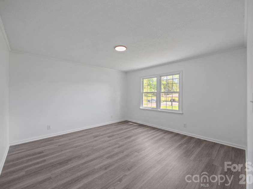 165 Hawkins Loop, Salisbury, NC 28144.  MLS# CAR4372654, YatesRealty ID 23461. 