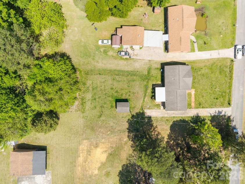 165 Hawkins Loop, Salisbury, NC 28144.  MLS# CAR4372654, YatesRealty ID 23461. 