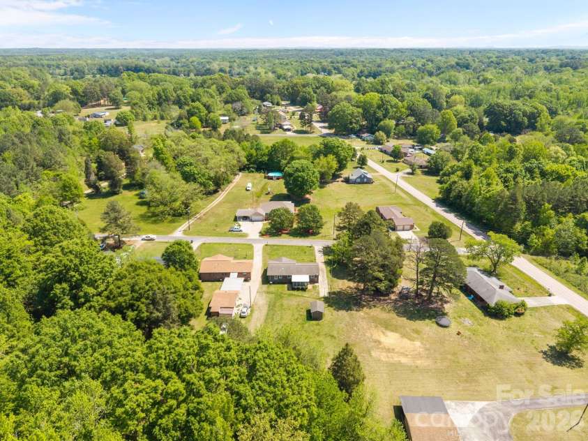 165 Hawkins Loop, Salisbury, NC 28144.  MLS# CAR4372654, YatesRealty ID 23461. 