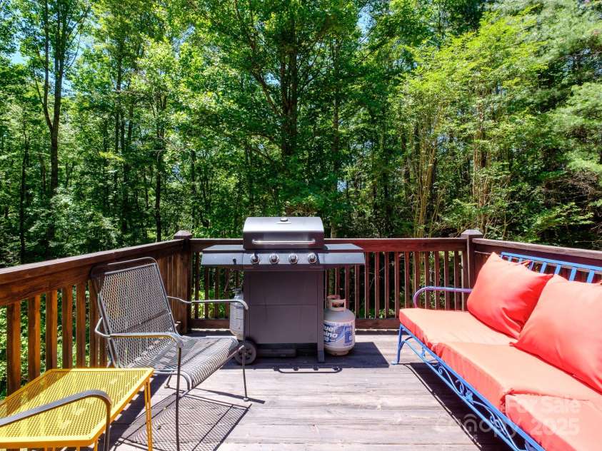 3347 Parkway Road, Rosman, NC 28772.  MLS# CAR4276258, YatesRealty ID 23468. 