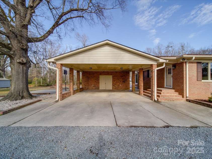 1515 Hasty Road, Marshville, NC 28103.  MLS# CAR4325382, YatesRealty ID 2347. 