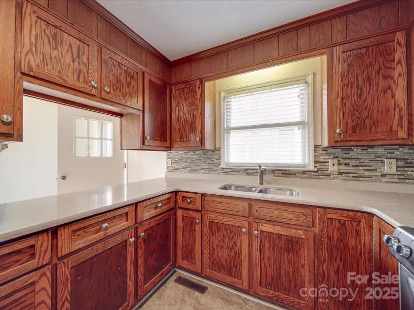 1515 Hasty Road, Marshville, NC 28103.  MLS# CAR4325382, YatesRealty ID 2347. 