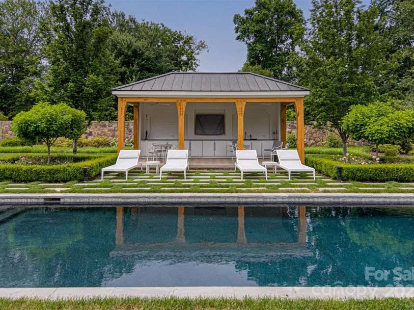 2632 Bartram Place, Winston Salem, NC 27106.  MLS# CAR4276992, YatesRealty ID 23472. 
