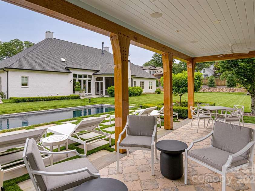 2632 Bartram Place, Winston Salem, NC 27106.  MLS# CAR4276992, YatesRealty ID 23472. 