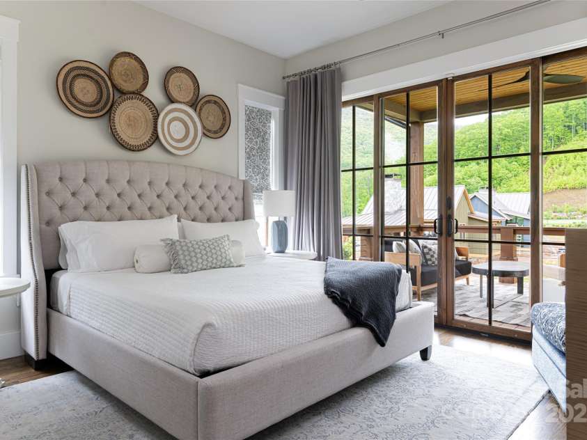 23 (#1) Lodestone Drive, Sylva, NC 28779.  MLS# CAR4277165, YatesRealty ID 23474. 