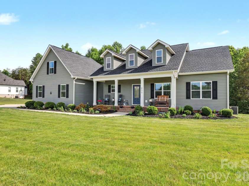 4175 Brandy Creek Court, Clover, SC 29710.  MLS# CAR4377412, YatesRealty ID 23474. 