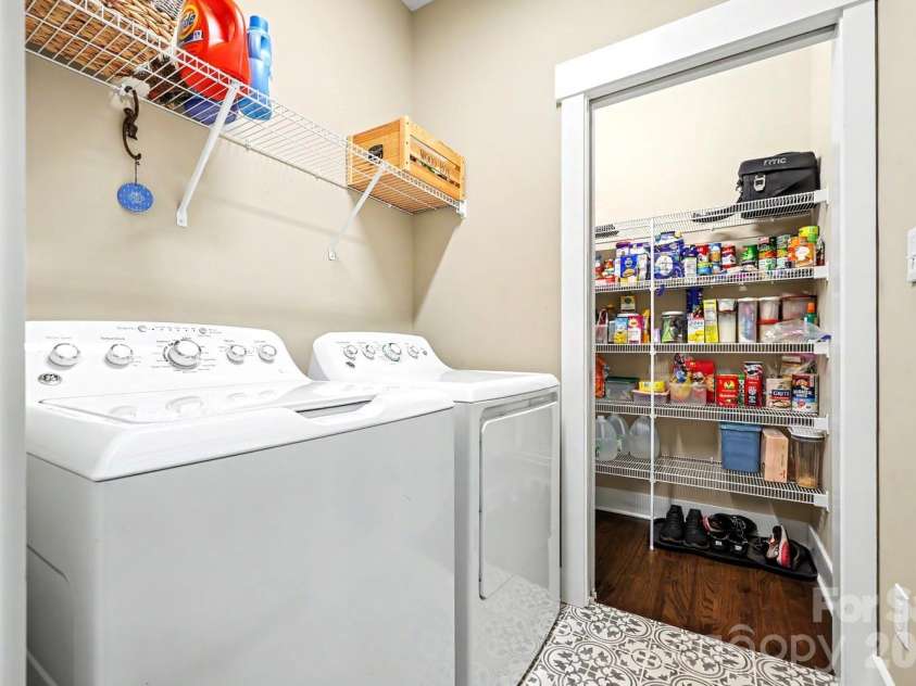 4175 Brandy Creek Court, Clover, SC 29710.  MLS# CAR4377412, YatesRealty ID 23474. 