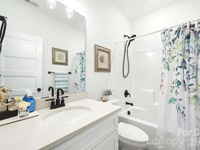 4175 Brandy Creek Court, Clover, SC 29710.  MLS# CAR4377412, YatesRealty ID 23474. 