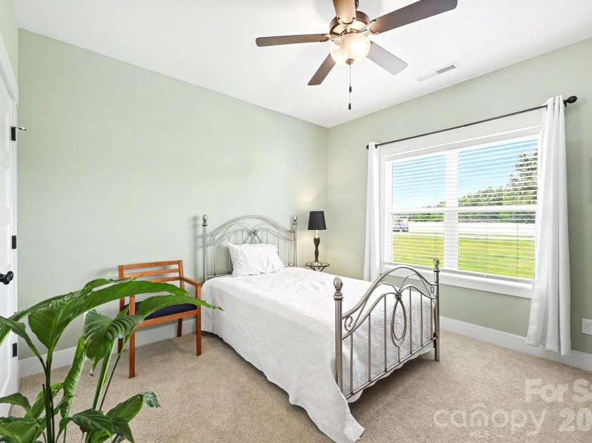 4175 Brandy Creek Court, Clover, SC 29710.  MLS# CAR4377412, YatesRealty ID 23474. 
