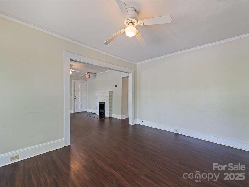 205 Hazelwood Avenue, Waynesville, NC 28786.  MLS# CAR4274763, YatesRealty ID 23475. 