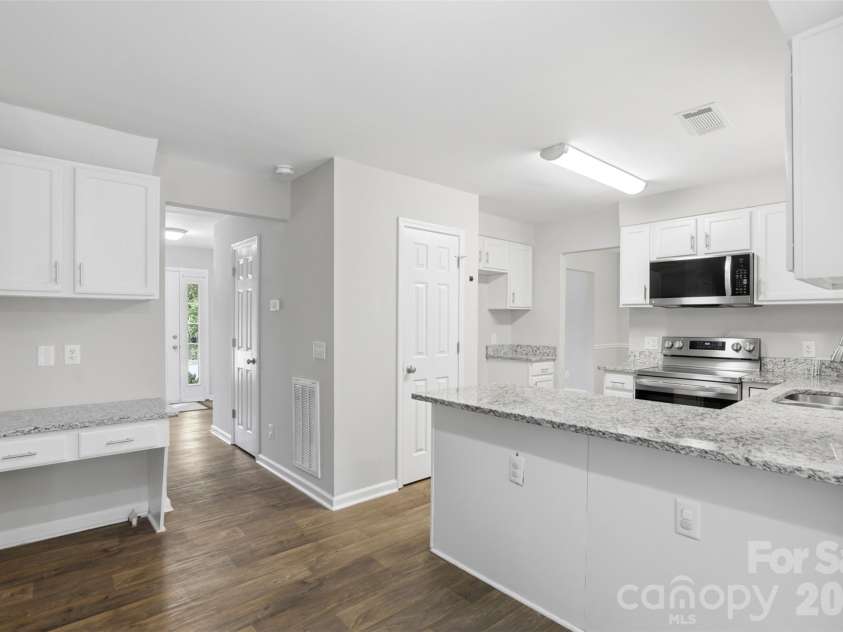 2881 Shadow Brook Court, Concord, NC 28027.  MLS# CAR4378881, YatesRealty ID 23476. 