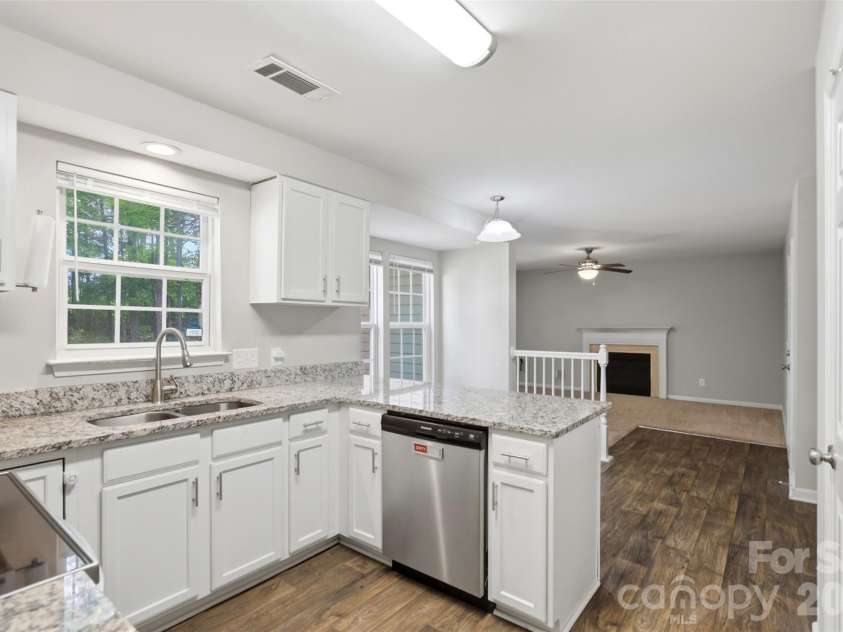 2881 Shadow Brook Court, Concord, NC 28027.  MLS# CAR4378881, YatesRealty ID 23476. 