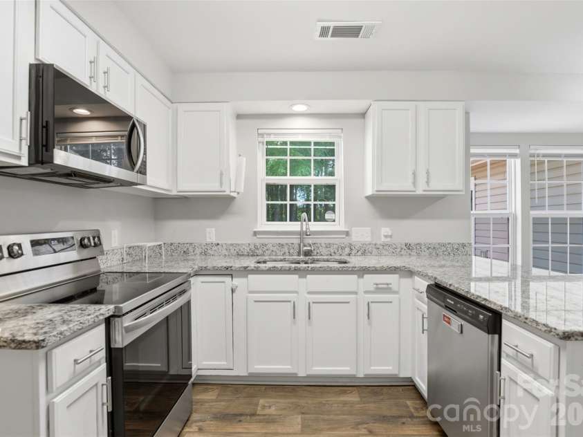 2881 Shadow Brook Court, Concord, NC 28027.  MLS# CAR4378881, YatesRealty ID 23476. 