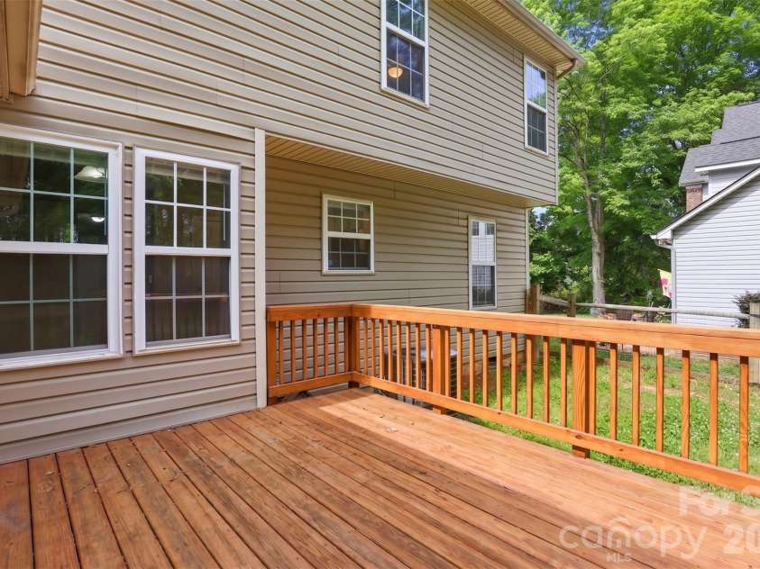 2881 Shadow Brook Court, Concord, NC 28027.  MLS# CAR4378881, YatesRealty ID 23476. 