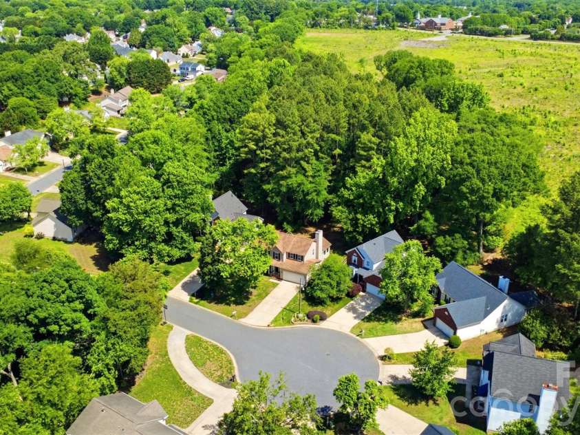 2881 Shadow Brook Court, Concord, NC 28027.  MLS# CAR4378881, YatesRealty ID 23476. 