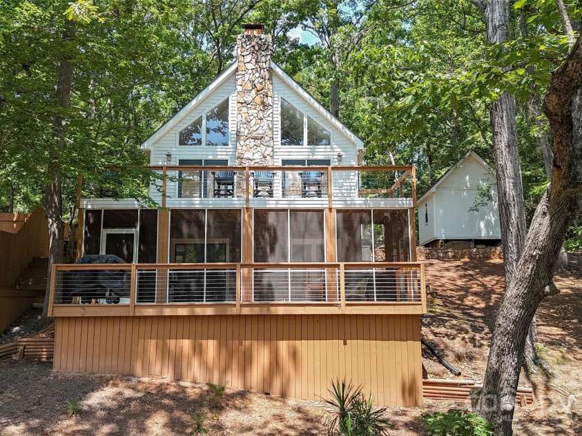 113 Harbor Lane, Mount Gilead, NC 27306.  MLS# CAR4276686, YatesRealty ID 23478. 