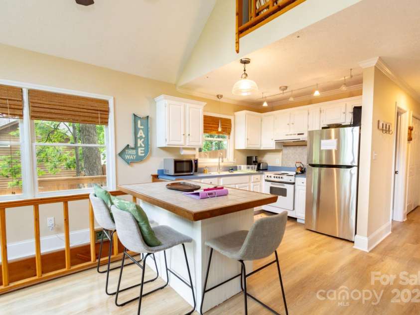 113 Harbor Lane, Mount Gilead, NC 27306.  MLS# CAR4276686, YatesRealty ID 23478. 