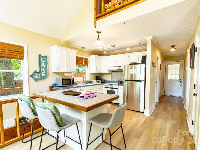 113 Harbor Lane, Mount Gilead, NC 27306.  MLS# CAR4276686, YatesRealty ID 23478. 