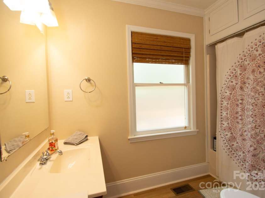 113 Harbor Lane, Mount Gilead, NC 27306.  MLS# CAR4276686, YatesRealty ID 23478. 