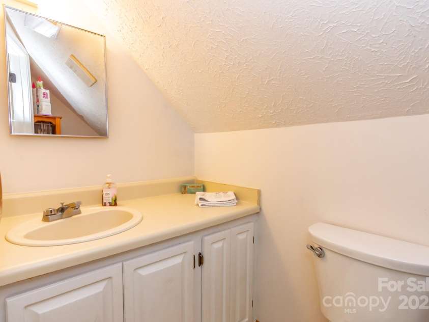 113 Harbor Lane, Mount Gilead, NC 27306.  MLS# CAR4276686, YatesRealty ID 23478. 