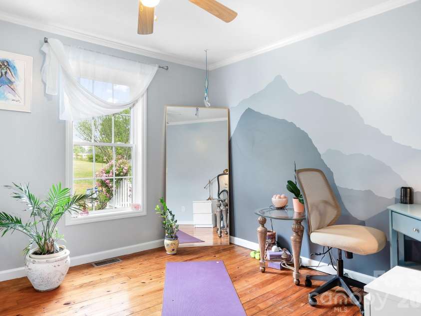 1823 Ingleside Farm Road, Iron Station, NC 28080.  MLS# CAR4376743, YatesRealty ID 23478. 