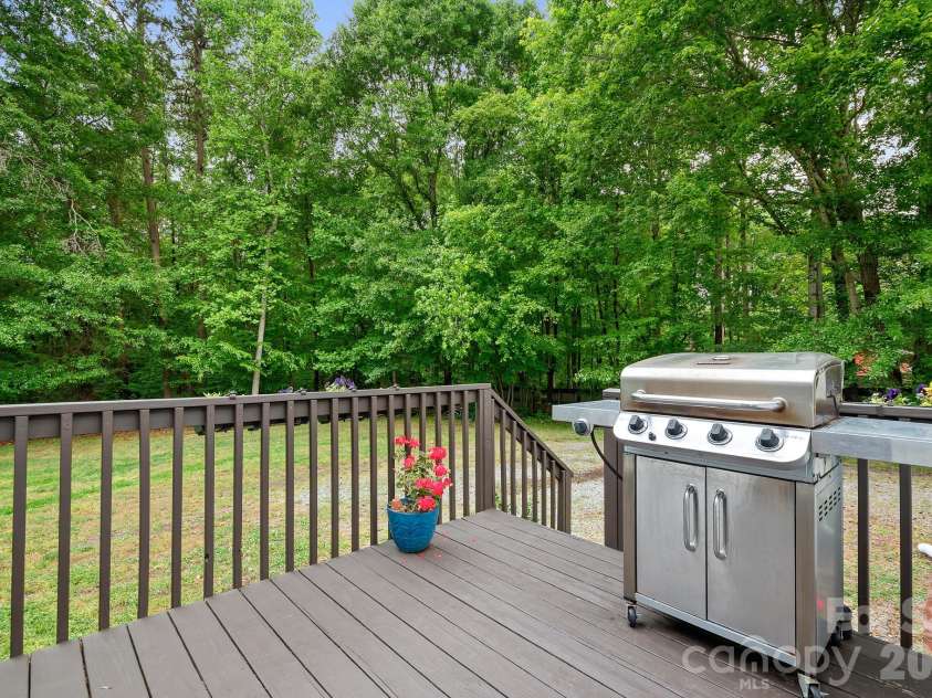 1823 Ingleside Farm Road, Iron Station, NC 28080.  MLS# CAR4376743, YatesRealty ID 23478. 