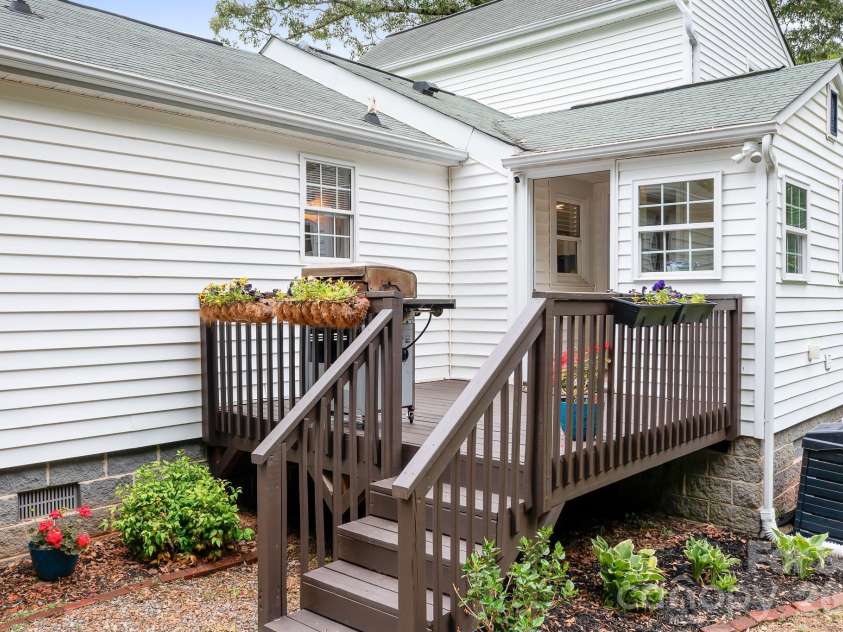 1823 Ingleside Farm Road, Iron Station, NC 28080.  MLS# CAR4376743, YatesRealty ID 23478. 
