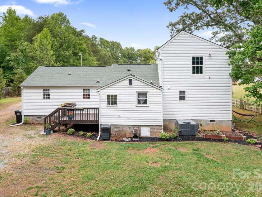 1823 Ingleside Farm Road, Iron Station, NC 28080.  MLS# CAR4376743, YatesRealty ID 23478. 