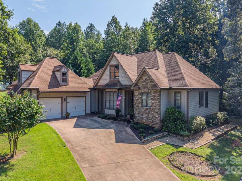 147 Bridge Lane, Tryon, NC 28782.  MLS# CAR4293368, YatesRealty ID 2348. Front view