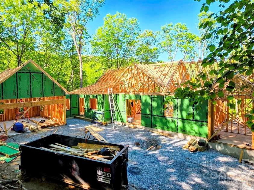 297 Easy Springs Road, Sapphire, NC 28774.  MLS# CAR4277320, YatesRealty ID 23481. 