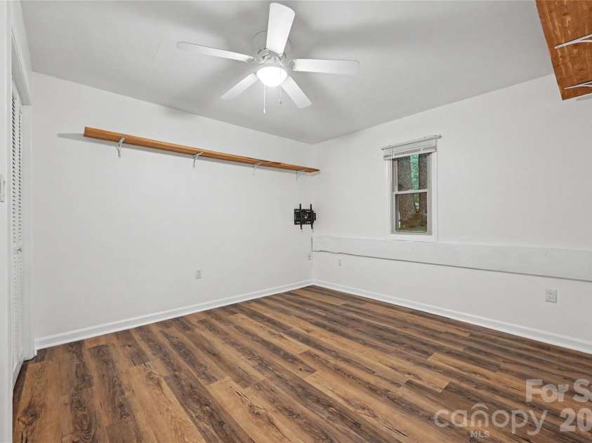 608 Hoyle Street, Lincolnton, NC 28092.  MLS# CAR4413256, YatesRealty ID 23481. 