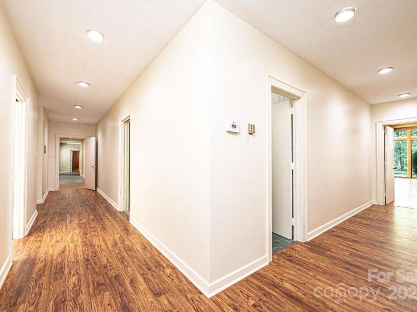 153 Hillhaven Place, Lenoir, NC 28645.  MLS# CAR4277199, YatesRealty ID 23483. 