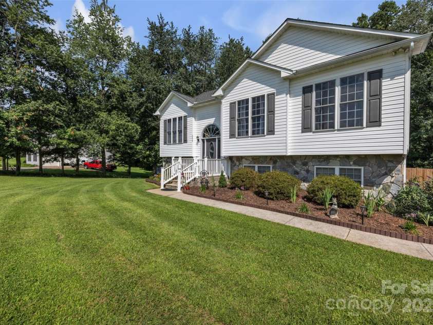 354 Shingle Gap Road, Purlear, NC 28665.  MLS# CAR4277344, YatesRealty ID 23484. 