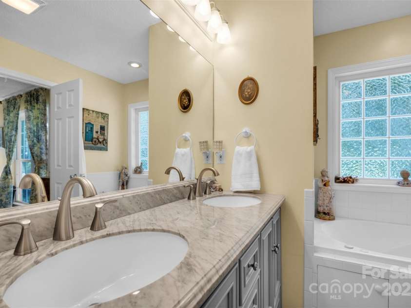 354 Shingle Gap Road, Purlear, NC 28665.  MLS# CAR4277344, YatesRealty ID 23484. 