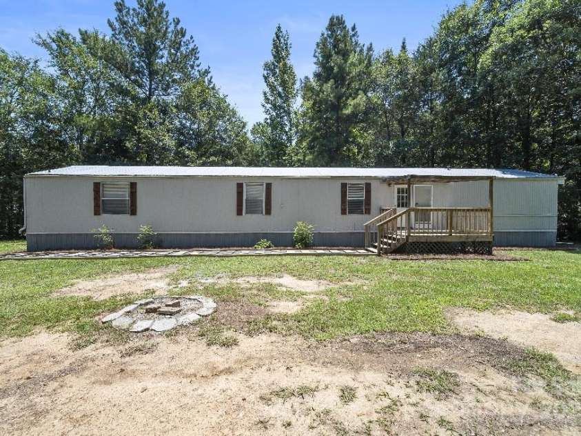 1354 Springwood Lane, Rock Hill, SC 29730.  MLS# CAR4277330, YatesRealty ID 23487. 