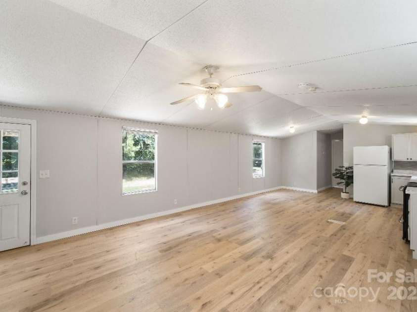 1354 Springwood Lane, Rock Hill, SC 29730.  MLS# CAR4277330, YatesRealty ID 23487. 