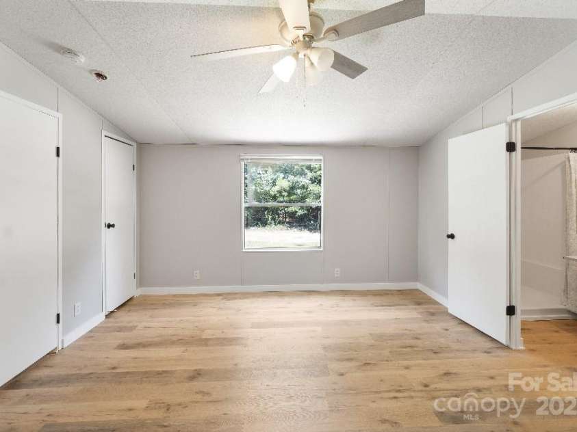 1354 Springwood Lane, Rock Hill, SC 29730.  MLS# CAR4277330, YatesRealty ID 23487. 