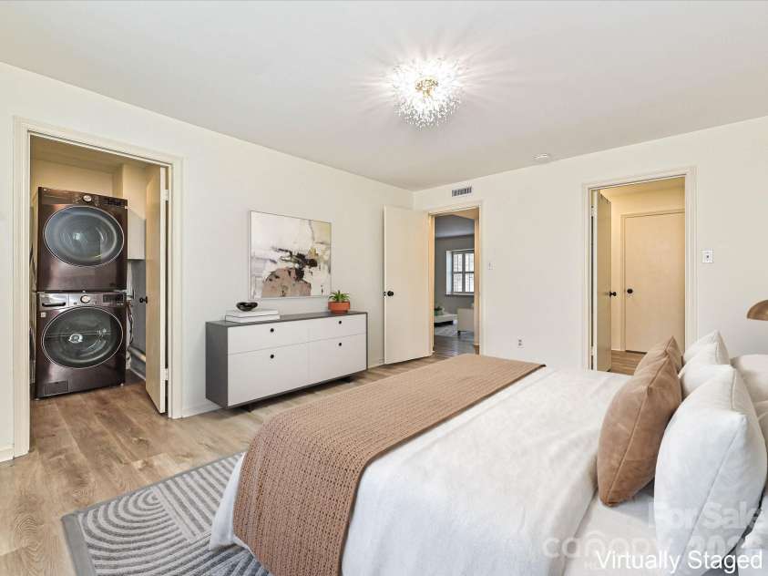 3520 Colony Road, Charlotte, NC 28211.  MLS# CAR4411919, YatesRealty ID 23487. Bedroom