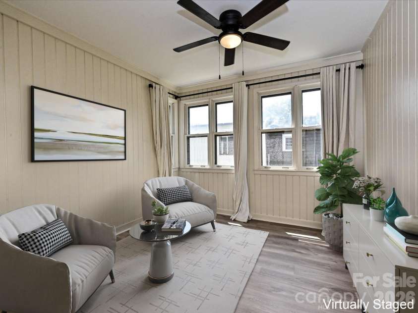 3520 Colony Road, Charlotte, NC 28211.  MLS# CAR4411919, YatesRealty ID 23487. Sun Room
