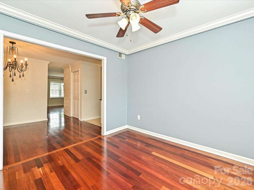 3520 Colony Road, Charlotte, NC 28211.  MLS# CAR4421758, YatesRealty ID 23487. 