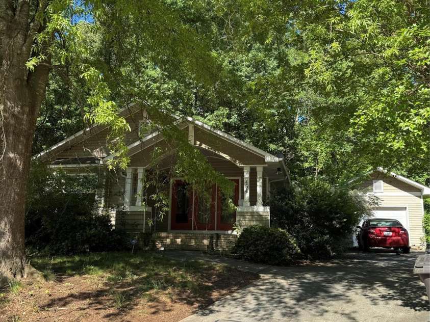454 Mables Court, Statesville, NC 28677.  MLS# CAR4379229, YatesRealty ID 23488. 