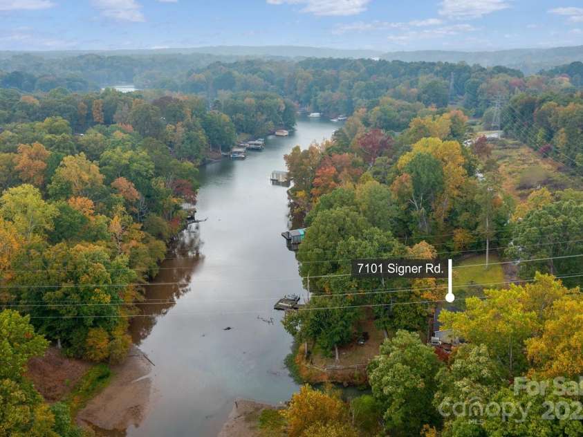 7101 Signer Road, Charlotte, NC 28278.  MLS# CAR4277378, YatesRealty ID 23488. 