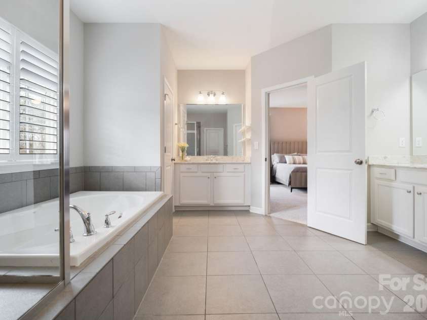 3022 Manchester Court, Indian Land, SC 29707.  MLS# CAR4358002, YatesRealty ID 23489. Primary Bath with 2 walk in closets
