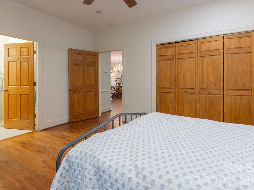 75 Cougar Lane, Saluda, NC 28773.  MLS# CAR4263735, YatesRealty ID 23493. 