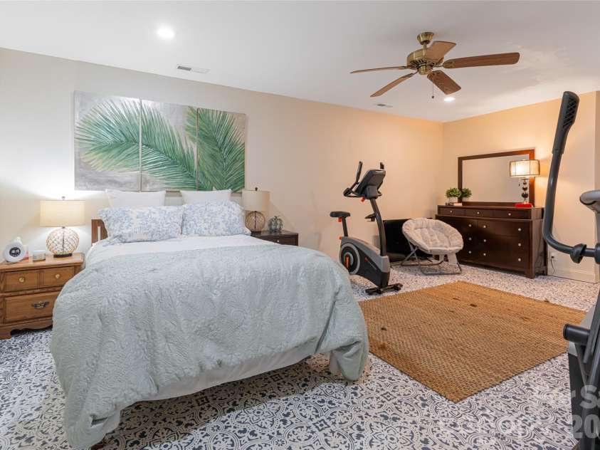 75 Cougar Lane, Saluda, NC 28773.  MLS# CAR4263735, YatesRealty ID 23493. 