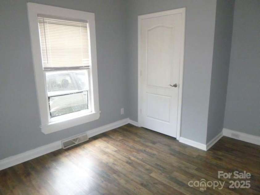 326 Caldwell Street, Salisbury, NC 28144.  MLS# CAR4276840, YatesRealty ID 23494. 
