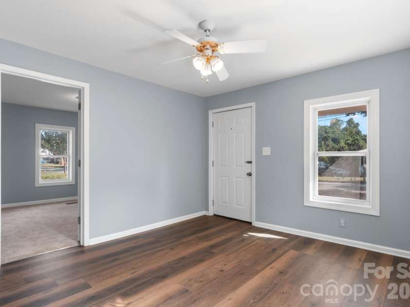 728 21st Street, Hickory, NC 28602.  MLS# CAR4382575, YatesRealty ID 23495. 